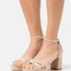 Leather - Sandalias Con Plataforma - Beige