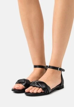 Leather - Sandalias - Black