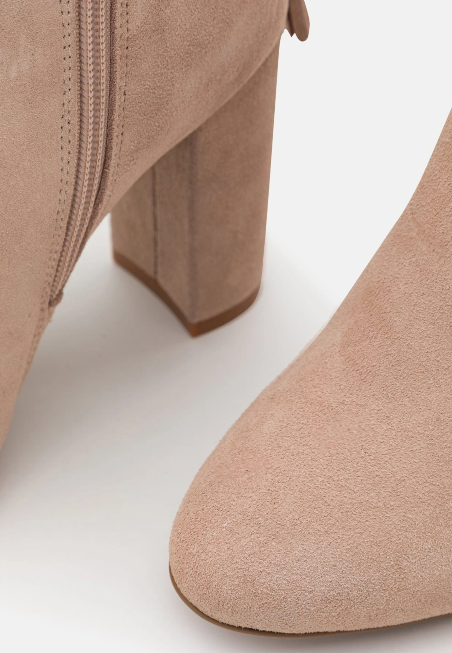 Leather - Botas De Tacón - Beige 6 Leather - Botas De Tacón - Beige - Imagen 6