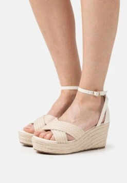 Sandalias Con Plataforma - Beige