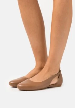 Leather- Bailarinas - Cognac