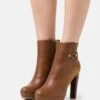 Anna Field Botines Con Plataforma - Cognac